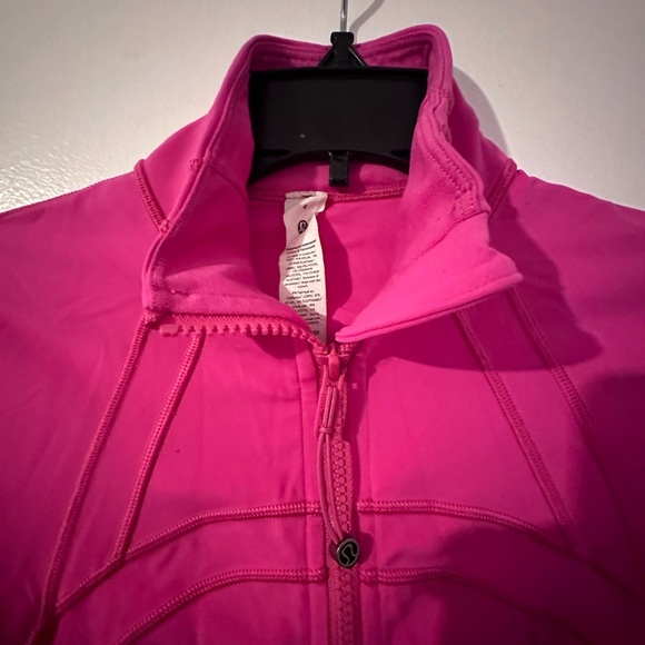 💗SOLD💗Lululemon Define Cropped Jacket *Nulu Sonic Pink Size 4 - Picture 3 of 4
